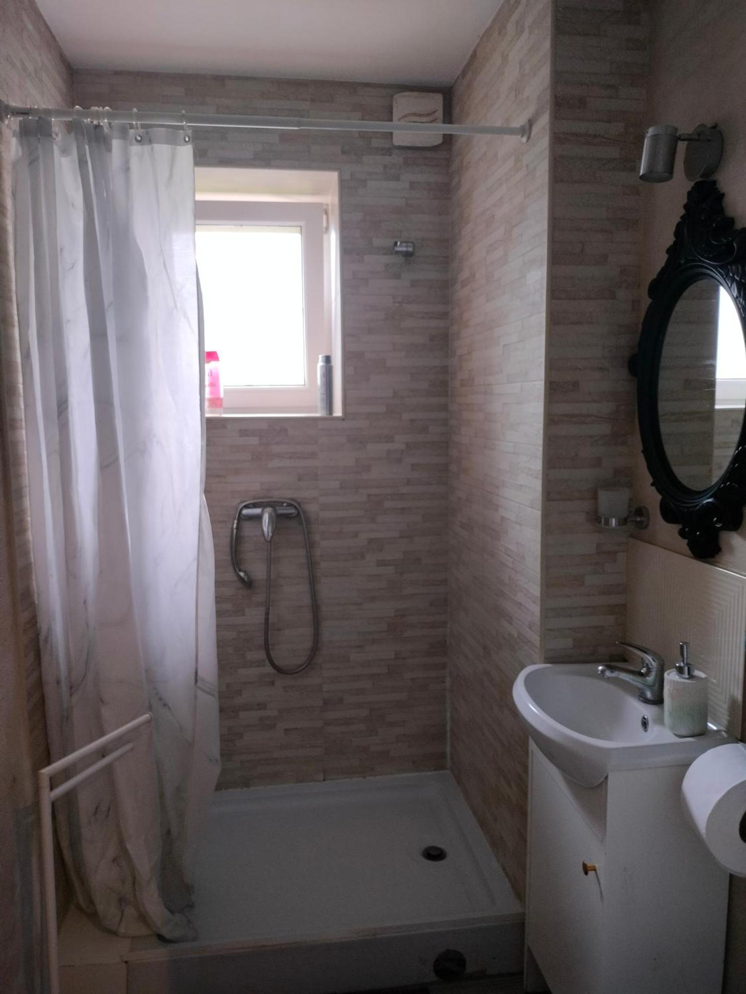 New Rooms 3Km To Centrum 그단스크 외부 사진