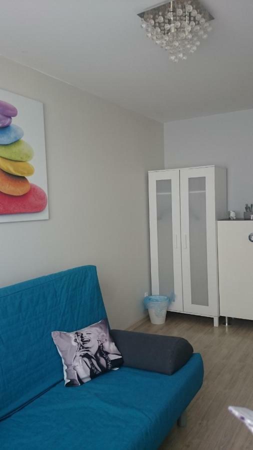 New Rooms 3Km To Centrum 그단스크 외부 사진